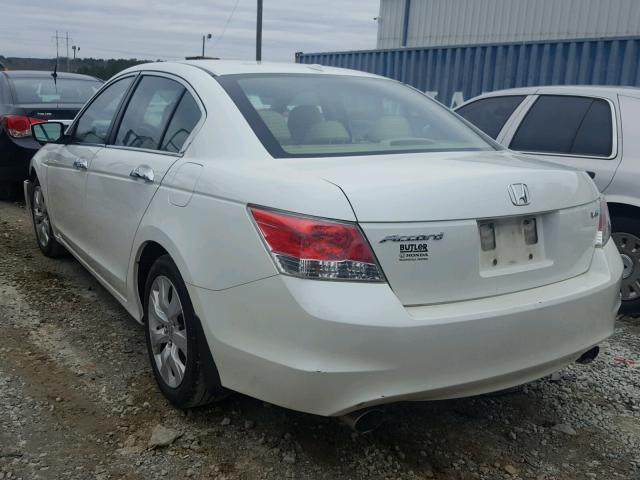 1HGCP3F89AA016864 - 2010 HONDA ACCORD EXL WHITE photo 3