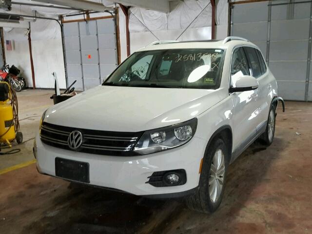 WVGBV7AX0CW509632 - 2012 VOLKSWAGEN TIGUAN S WHITE photo 2