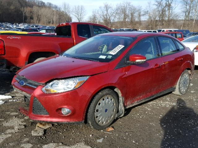 1FAHP3F23CL149844 - 2012 FORD FOCUS SE RED photo 2