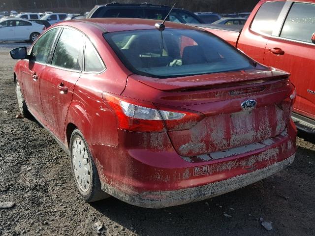 1FAHP3F23CL149844 - 2012 FORD FOCUS SE RED photo 3