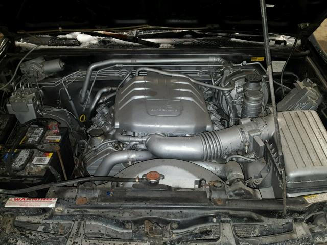 4S6DM58W2Y4406400 - 2000 HONDA PASSPORT E BLACK photo 7