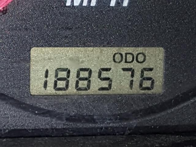 4S6DM58W2Y4406400 - 2000 HONDA PASSPORT E BLACK photo 8