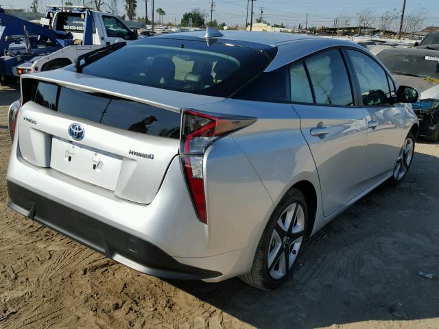 JTDKARFU4H3037518 - 2017 TOYOTA PRIUS SILVER photo 4