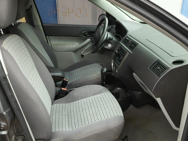 1FAFP34NX7W166682 - 2007 FORD FOCUS ZX4 GRAY photo 5