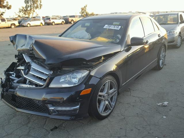 WDDGF4HB0DR275594 - 2013 MERCEDES-BENZ C 250 BLACK photo 2