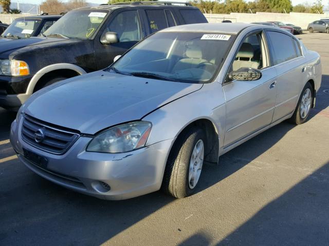 1N4AL11D93C321322 - 2003 NISSAN ALTIMA BAS SILVER photo 2