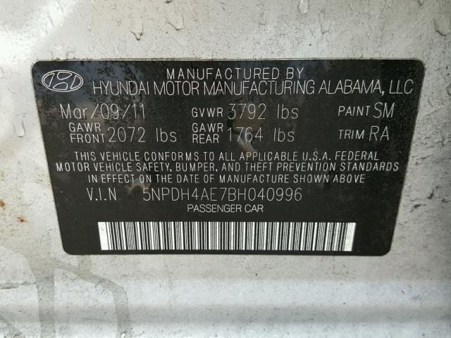 5NPDH4AE7BH040996 - 2011 HYUNDAI ELANTRA GL SILVER photo 10