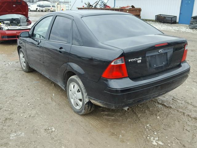 1FAHP34N47W156383 - 2007 FORD FOCUS ZX4 WHITE photo 3