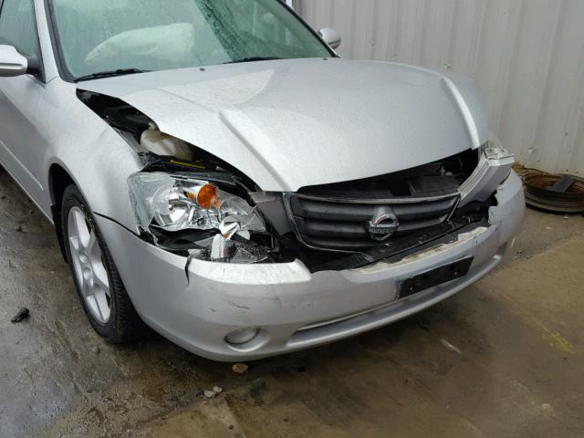 1N4BL11E22C288840 - 2002 NISSAN ALTIMA SE SILVER photo 9