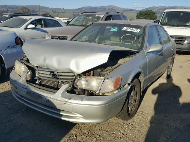 4T1BF22K71U116562 - 2001 TOYOTA CAMRY LE SILVER photo 2