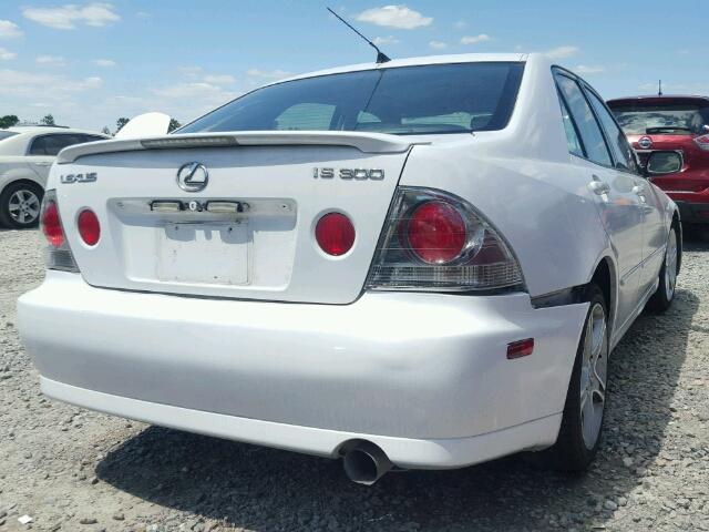 JTHBD192730068158 - 2003 LEXUS IS WHITE photo 4