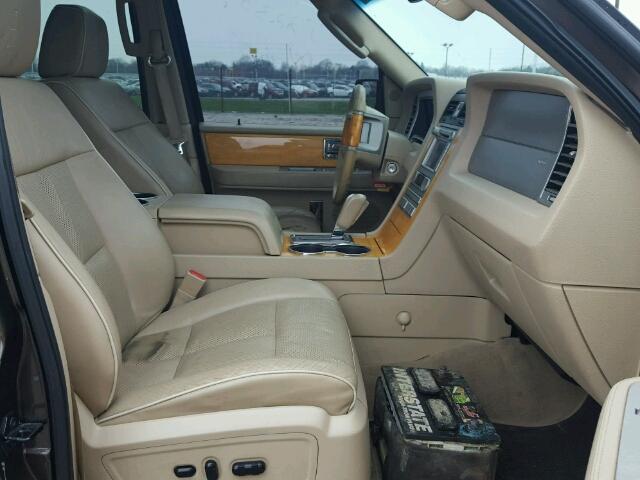 5LMFL27578LJ22307 - 2008 LINCOLN NAVIGATOR GOLD photo 5