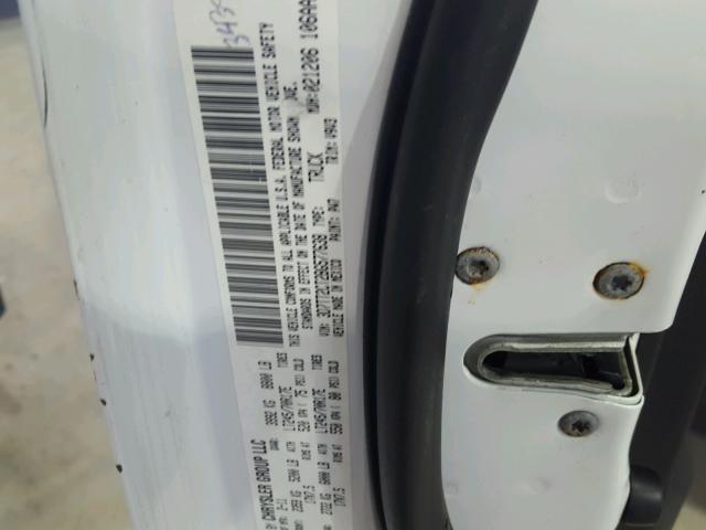 3D7TT2CT2BG577638 - 2011 DODGE RAM 2500 WHITE photo 10