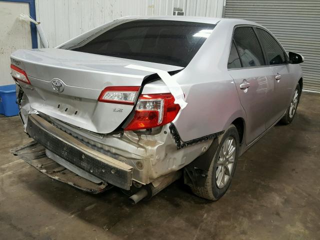 4T4BF1FKXCR165199 - 2012 TOYOTA CAMRY BASE SILVER photo 4
