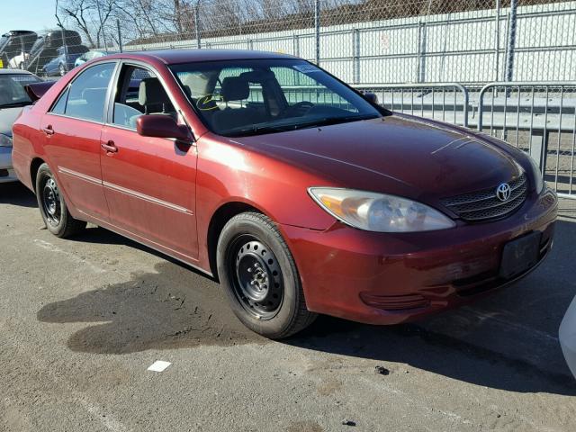 4T1BE32K82U571432 - 2002 TOYOTA CAMRY LE RED photo 1