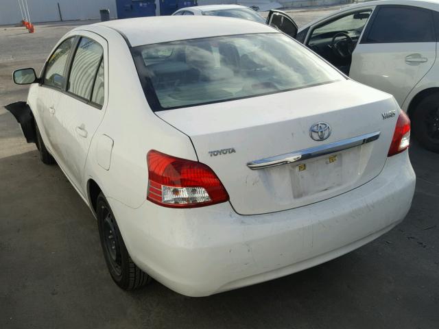 JTDBT903994050304 - 2009 TOYOTA YARIS WHITE photo 3