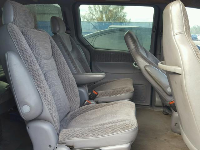2C4GJ44G0YR690621 - 2000 CHRYSLER GRAND VOYA Yaşıl foto 6