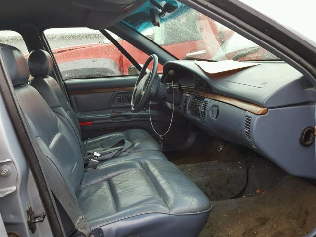 1G3CX52K4T4304224 - 1996 OLDSMOBILE 98 REGENCY BLUE photo 5