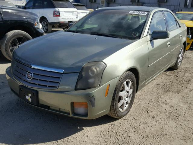 1G6DM577X40132519 - 2004 CADILLAC CTS GREEN photo 2