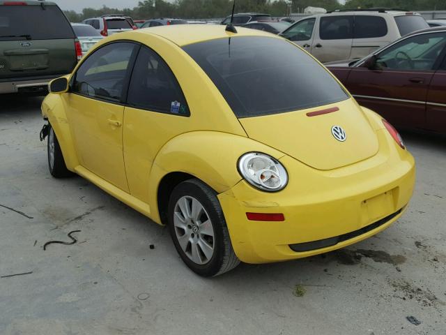 3VWPW31C28M518687 - 2008 VOLKSWAGEN NEW BEETLE YELLOW photo 3