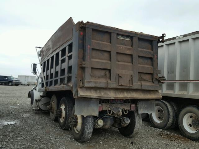 2FZHAWDA66AV47652 - 2006 STERLING TRUCK LT 8500 WHITE photo 3