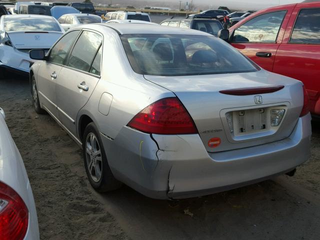 1HGCM553X7A146543 - 2007 HONDA ACCORD SE SILVER photo 3