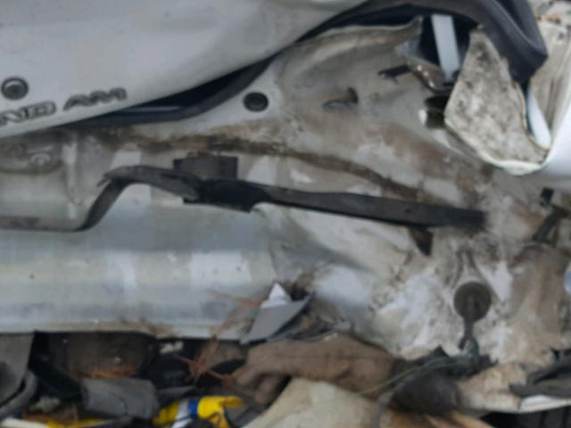 1G2NF52E74M592509 - 2004 PONTIAC GRAND AM S WHITE photo 9