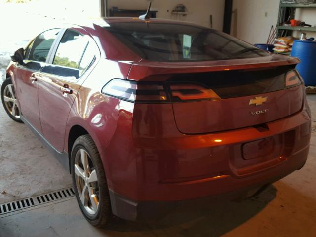 1G1RD6E4XDU120390 - 2013 CHEVROLET VOLT RED photo 3