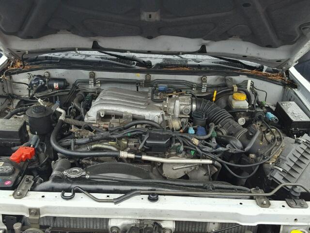 JN8DR09X03W704664 - 2003 NISSAN PATHFINDER SILVER photo 7