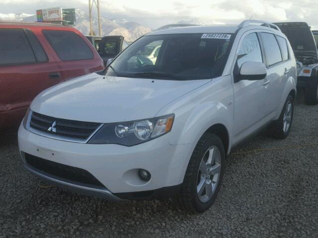 JA4MT41X57U006997 - 2007 MITSUBISHI OUTLANDER WHITE photo 2