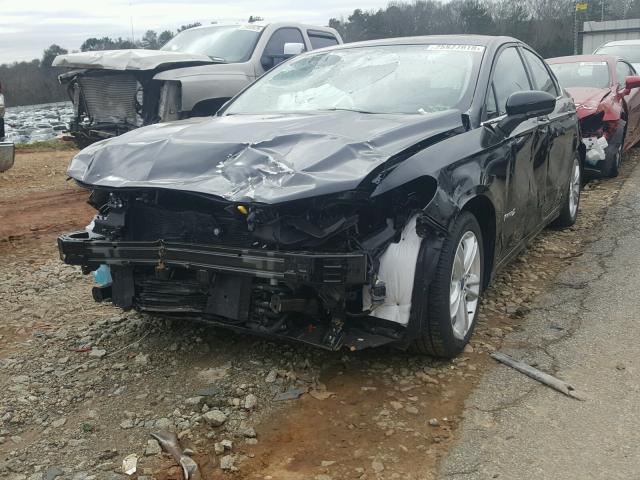 3FA6P0LU7JR137982 - 2018 FORD FUSION SE BLACK photo 2