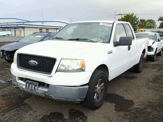 1FTRX12W14NC45439 - 2004 FORD F150 WHITE photo 2