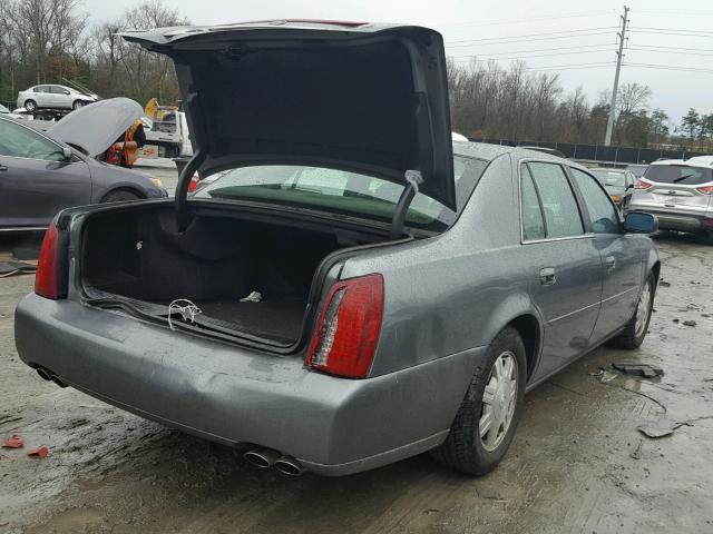 1G6KD54Y25U260557 - 2005 CADILLAC DEVILLE GRAY photo 4