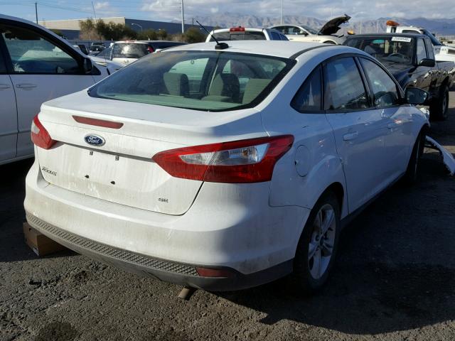 1FADP3F25EL433445 - 2014 FORD FOCUS SE WHITE photo 4