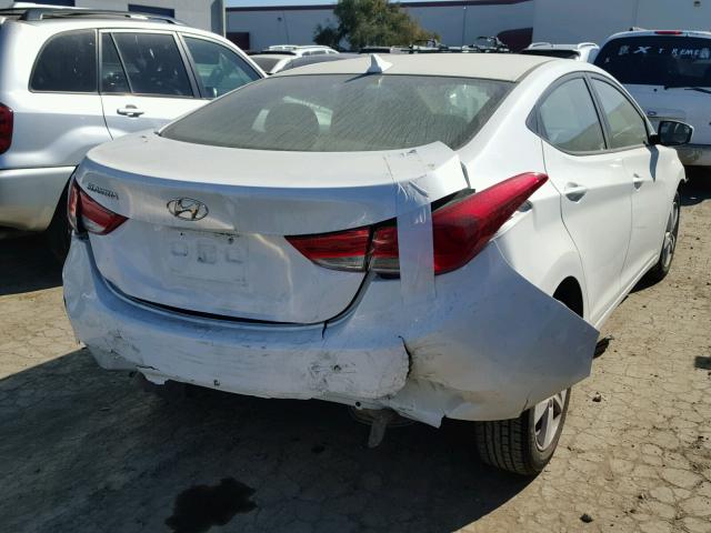 5NPDH4AE4DH215319 - 2013 HYUNDAI ELANTRA GL WHITE photo 4