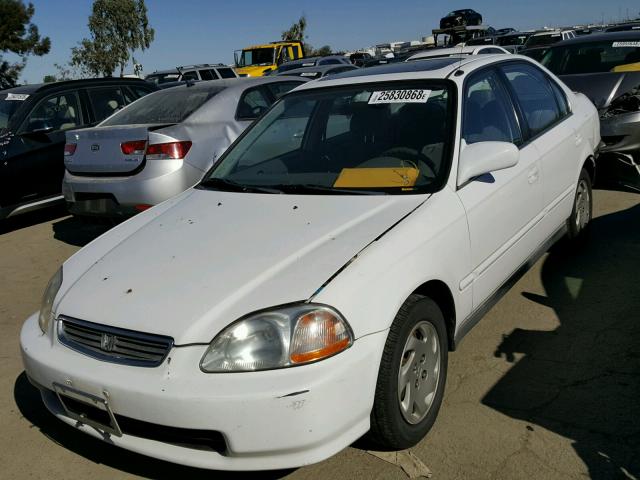 2HGEJ8645VH533624 - 1997 HONDA CIVIC EX WHITE photo 2