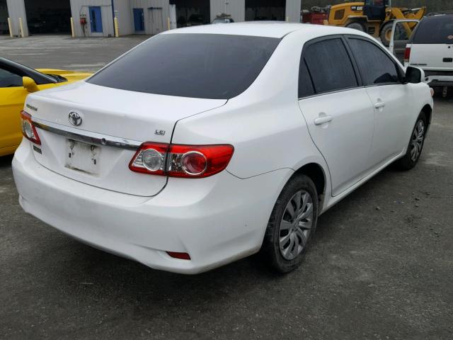 2T1BU4EE4DC127273 - 2013 TOYOTA COROLLA BA WHITE photo 4