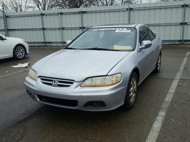 1HGCG22582A028964 - 2002 HONDA ACCORD EX SILVER photo 2