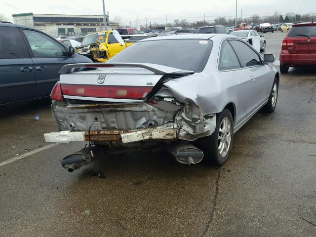 1HGCG22582A028964 - 2002 HONDA ACCORD EX SILVER photo 4