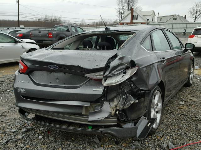 3FA6P0HD5GR392213 - 2016 FORD FUSION SE GRAY photo 4