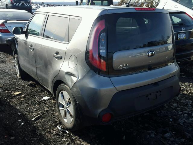 KNDJN2A27G7407610 - 2016 KIA SOUL GRAY photo 3