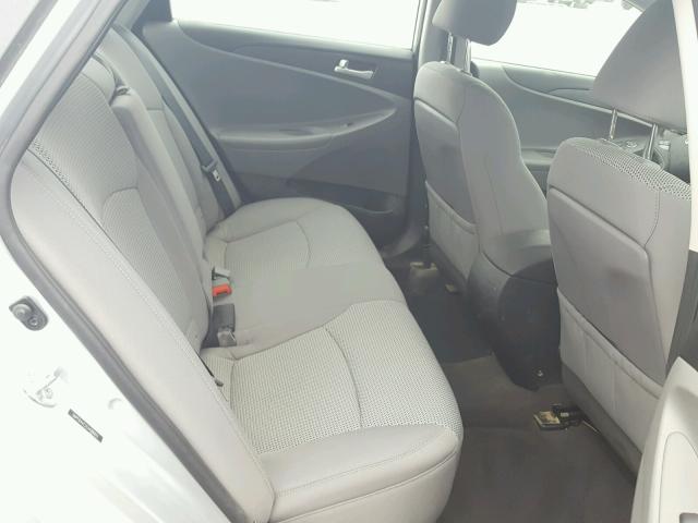 5NPEB4AC2CH428983 - 2012 HYUNDAI SONATA GLS SILVER photo 6