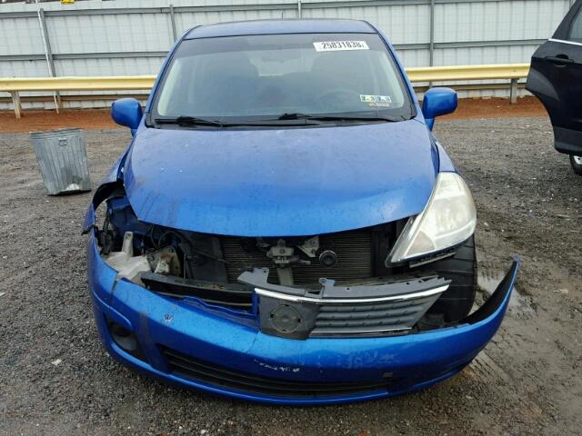 3N1BC13E27L447944 - 2007 NISSAN VERSA S BLUE photo 9