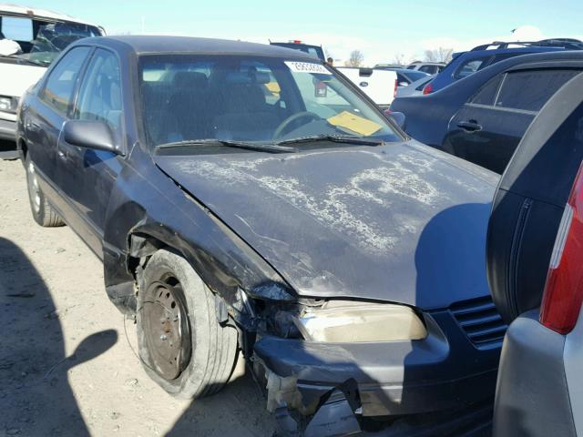 JT2BG22K7W0260850 - 1998 TOYOTA CAMRY CE GRAY photo 1