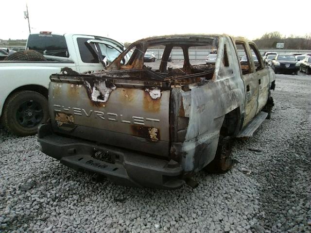 3GNEC13TX2G230949 - 2002 CHEVROLET AVALANCHE BURN photo 4