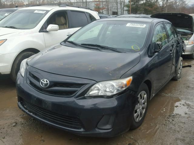 2T1BU4EE1BC752033 - 2011 TOYOTA COROLLA BA BLACK photo 2