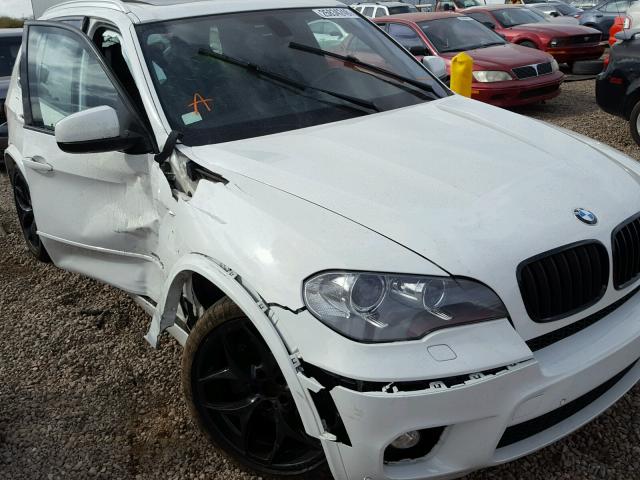 5UXZV8C57DL426527 - 2013 BMW X5 XDRIVE5 Blanc photo 9