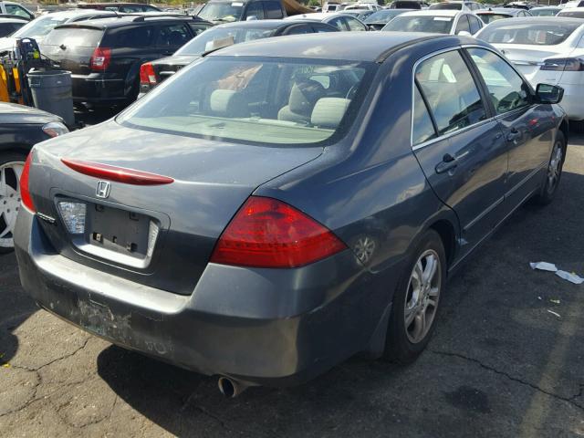 JHMCM56726C003314 - 2006 HONDA ACCORD EX CHARCOAL photo 4