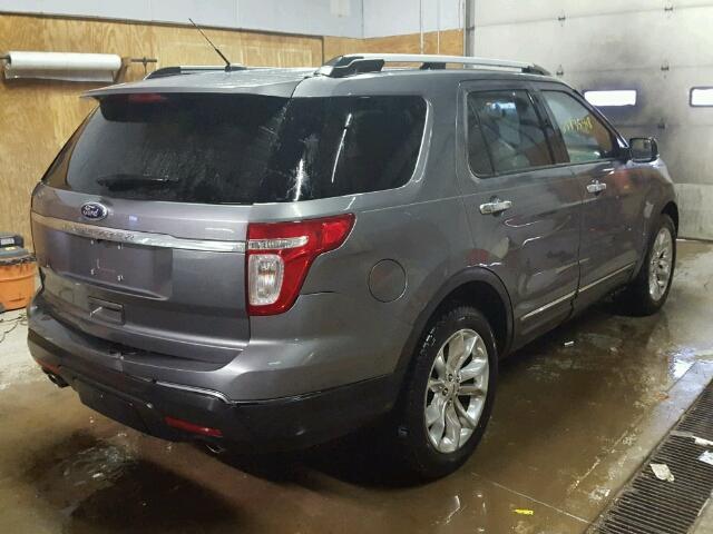 1FM5K8D82DGC69236 - 2013 FORD EXPLORER X GRAY photo 4