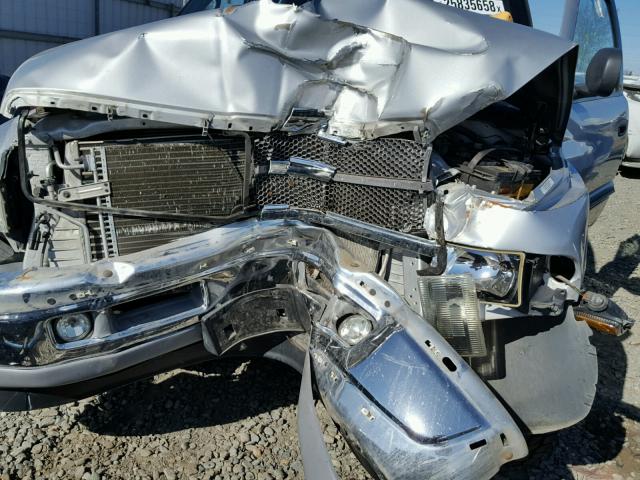 3B7KF23602M224632 - 2002 DODGE RAM 2500 SILVER photo 9